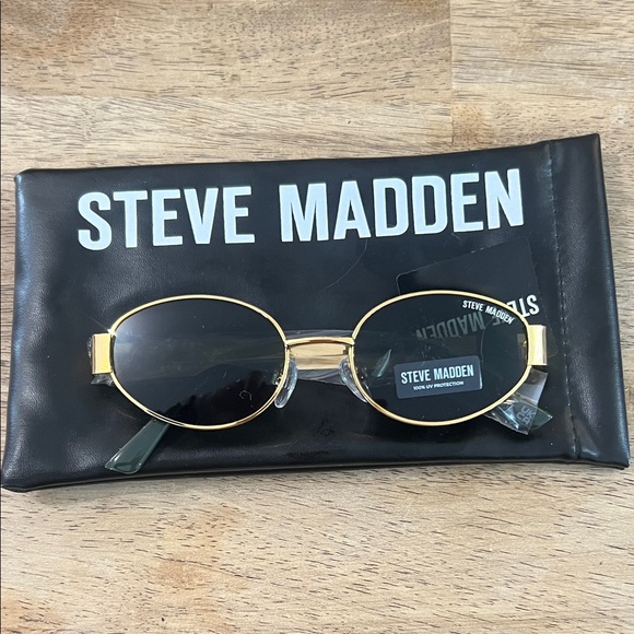 Steve Madden Accessories - Steve Madden Gold Frame Sunglasses